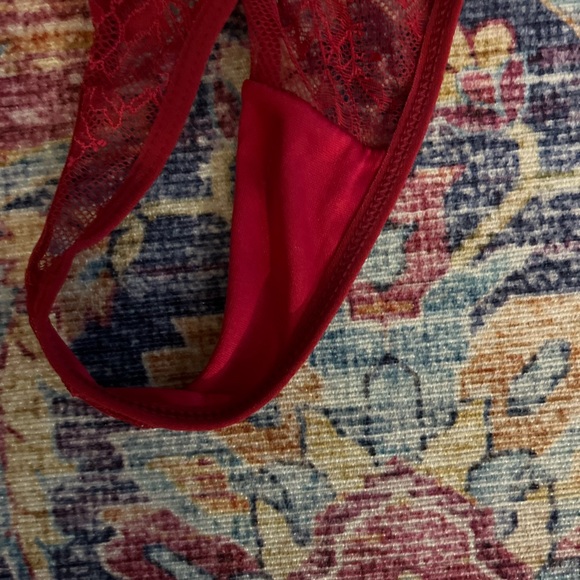 🆕NWOT Elegant Red Lace Lingerie Bra/Panties Set Women’s Small 32A 32B 34A 34B - Picture 7 of 14